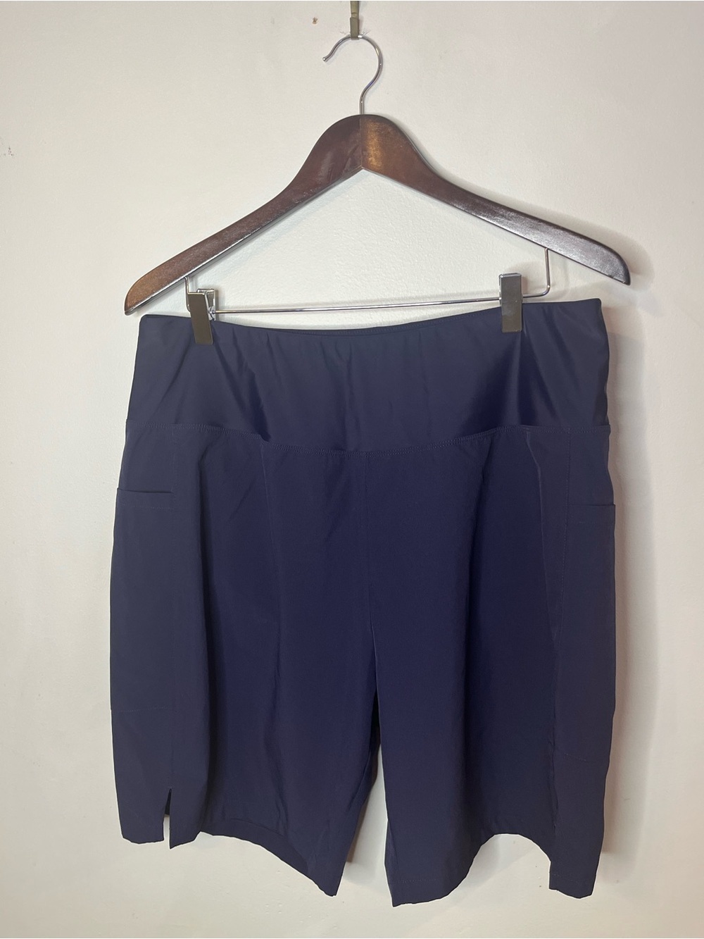 Baleaf Navy High Waist Pull-On Shorts Women’s 2XL